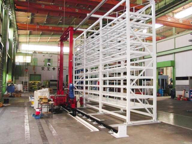 4'×8'鋼板用自動倉庫（3列×10段、2000kg/P）